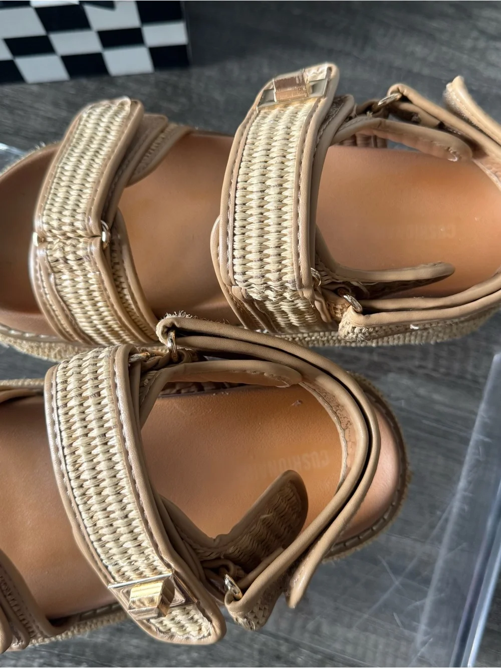 Cushionaire stylish tan